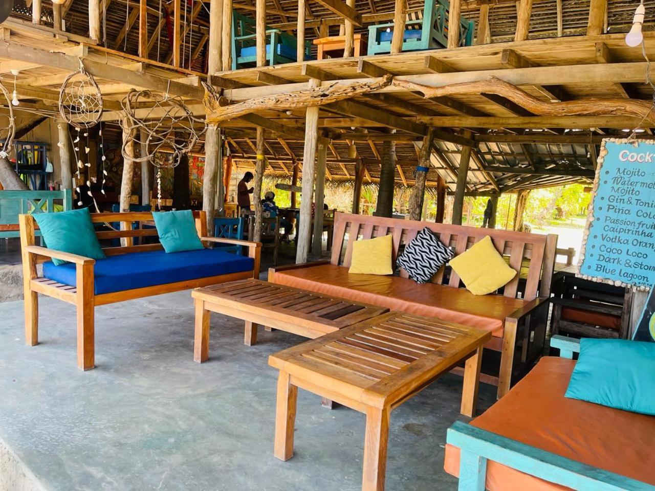 Vitamin Sea Beach Cabana Nilaveli Exteriör bild